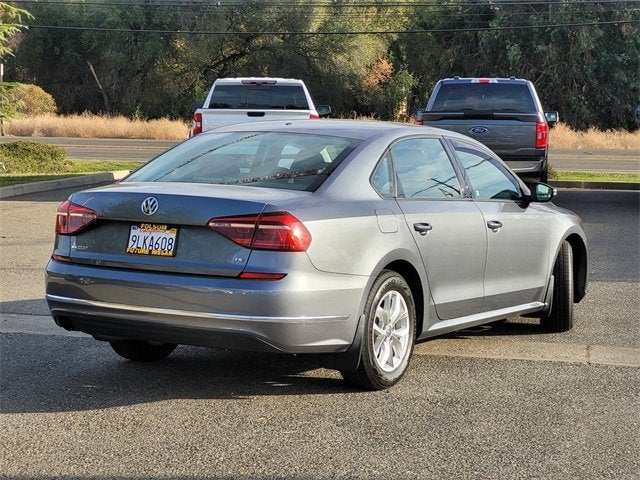 2018 Volkswagen Passat 2.0T S