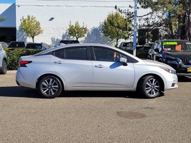 2021 Nissan Versa SV