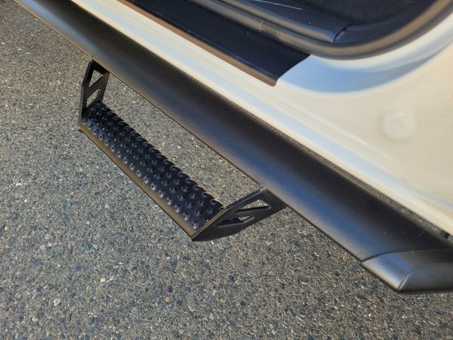 2022 Toyota Tacoma SR5 DCAB w/Leveling Kit &Upgraded Wheels