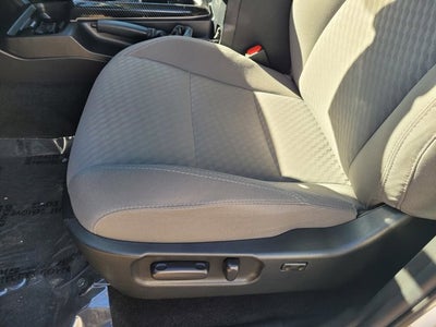 2022 Toyota Tacoma SR5 DCAB w/Leveling Kit &Upgraded Wheels