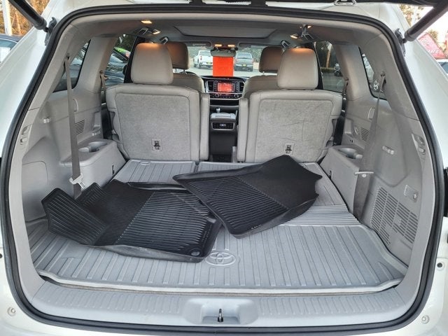 2017 Toyota Highlander Hybrid Limited Platinum